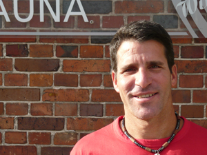 Ricardo Exposito-Leon, Dipl. Sportlehrer und Trainer für verschiedene Kurse, im Fitnessstudio - personal3